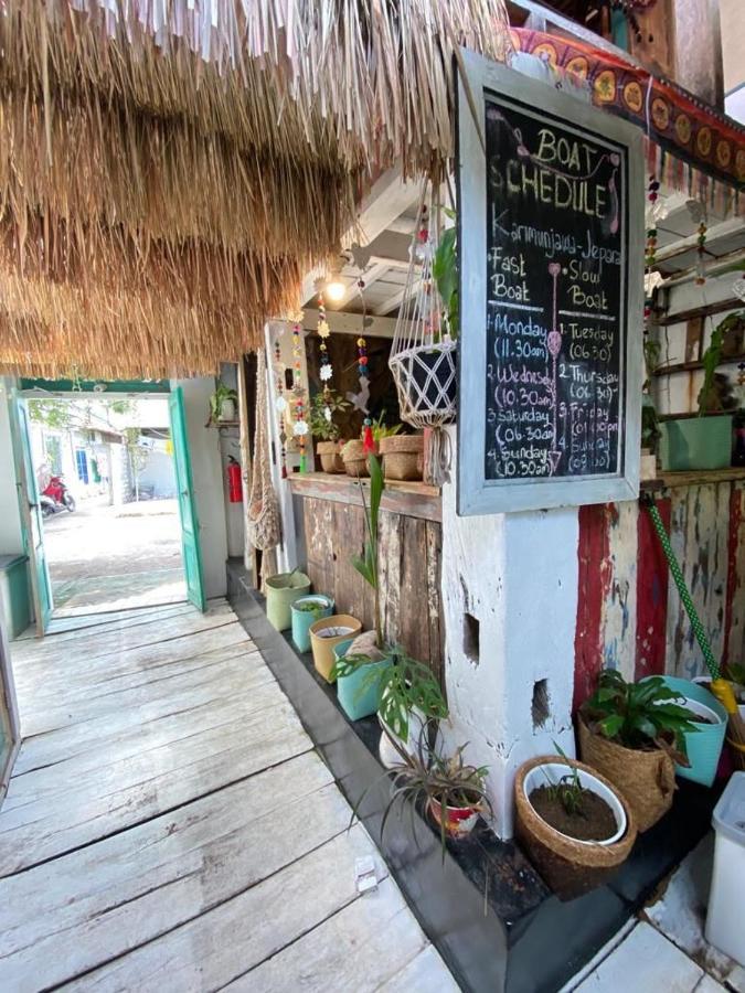 The Bodhi Tree Karimunjawa Hostel Luaran gambar