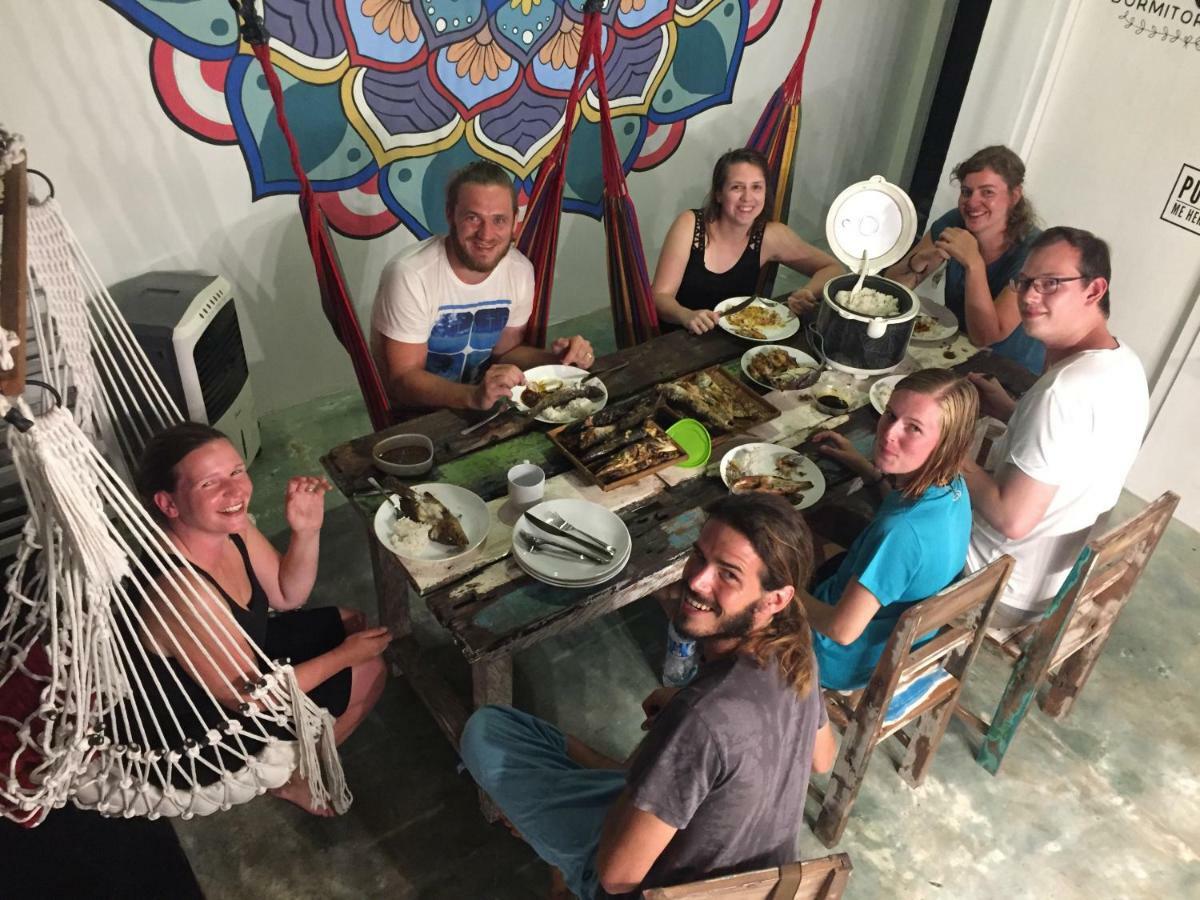 The Bodhi Tree Karimunjawa Hostel Luaran gambar