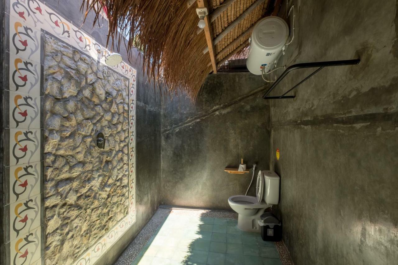 The Bodhi Tree Karimunjawa Hostel Luaran gambar
