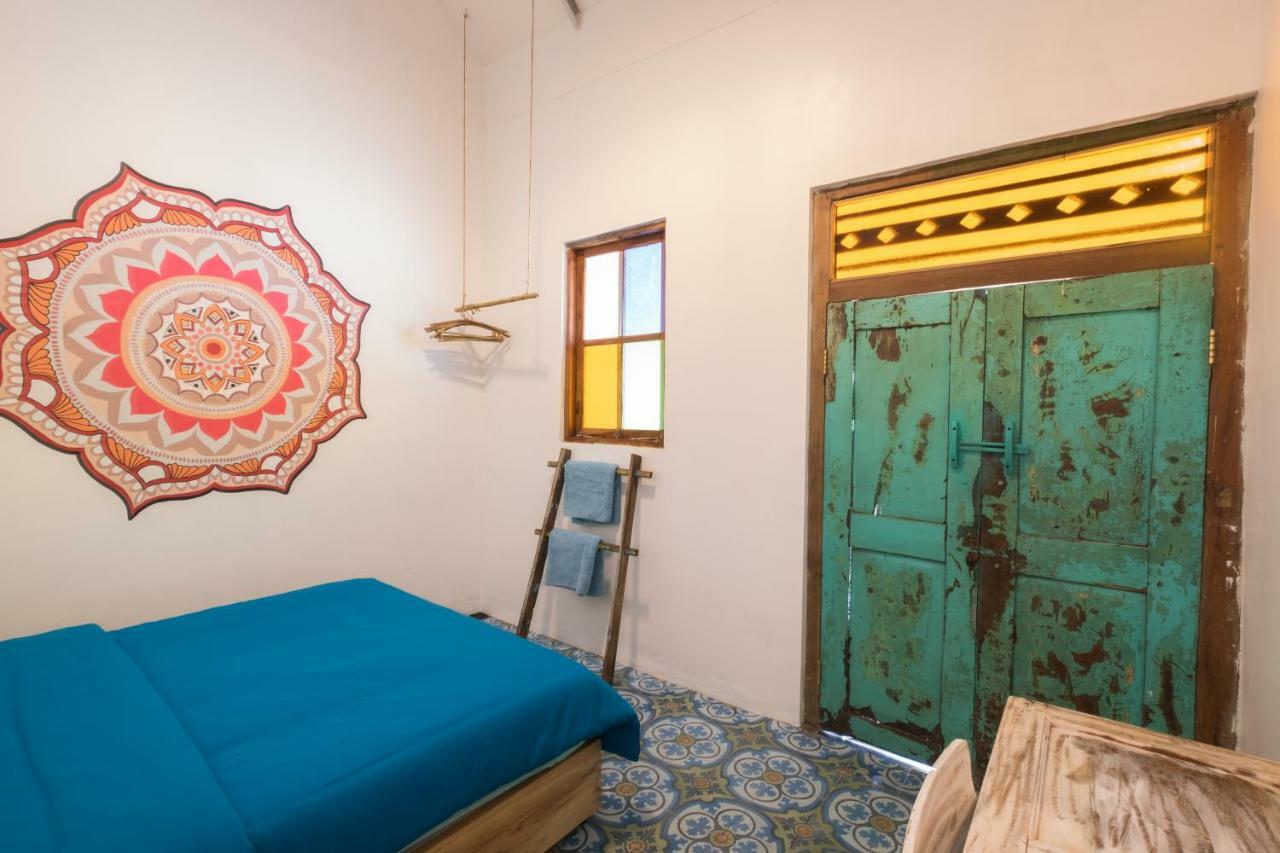 The Bodhi Tree Karimunjawa Hostel Luaran gambar