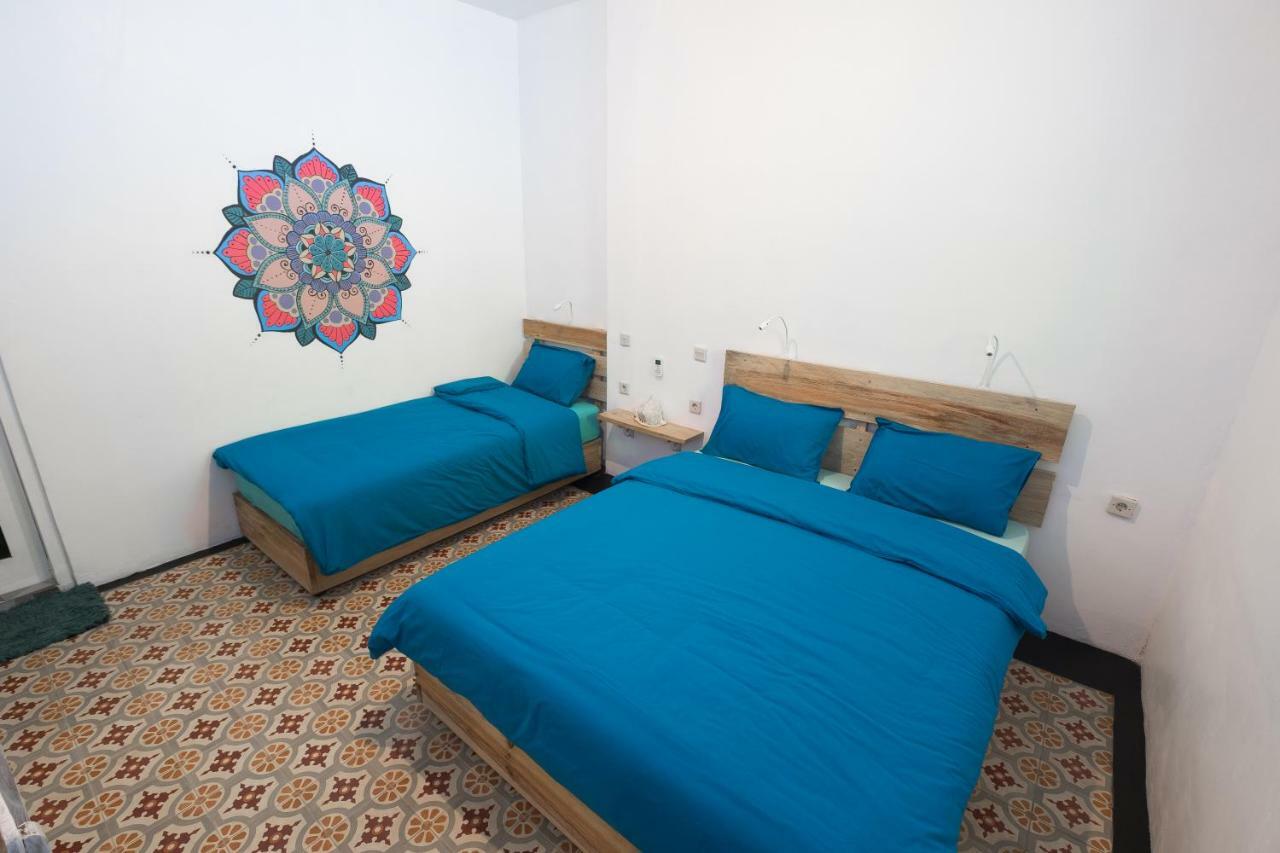 The Bodhi Tree Karimunjawa Hostel Luaran gambar